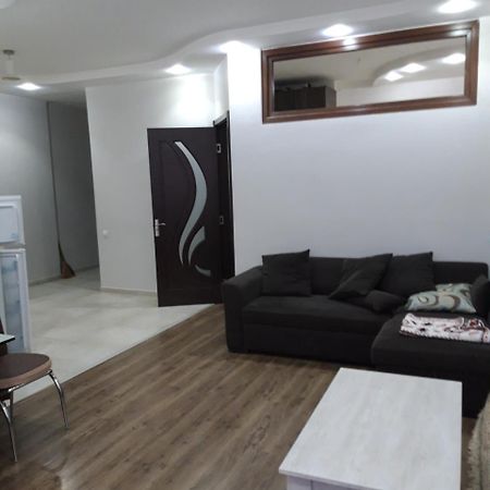 Mari Apartment Batumi Exterior foto